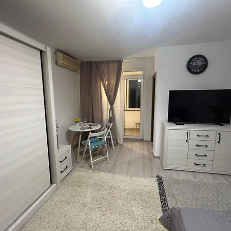 Appartement Sunrise Rebreanu Boekarest